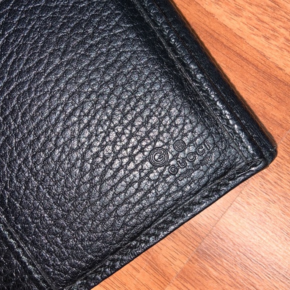 Authentic Gucci Leather Long Wallet - Picture 8 of 13